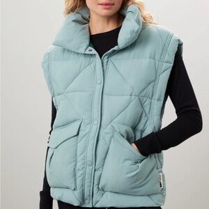 OOF WEAR Women's Quilted Vest